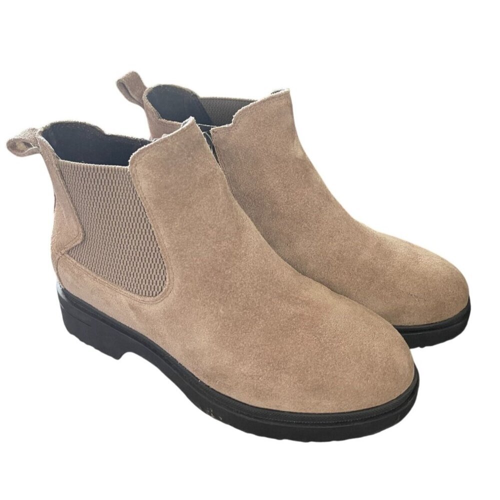Easy Spirit Martha Stewart Tan Suede Chelsea Boots w/ zipper Size 6.5‎ W